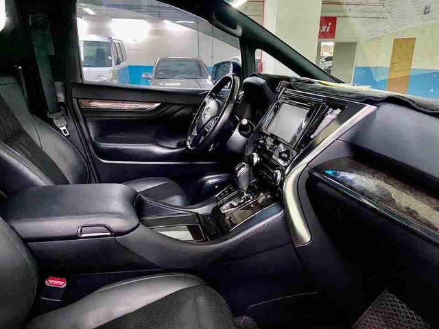 ALPHARD 3.5  第8張相片
