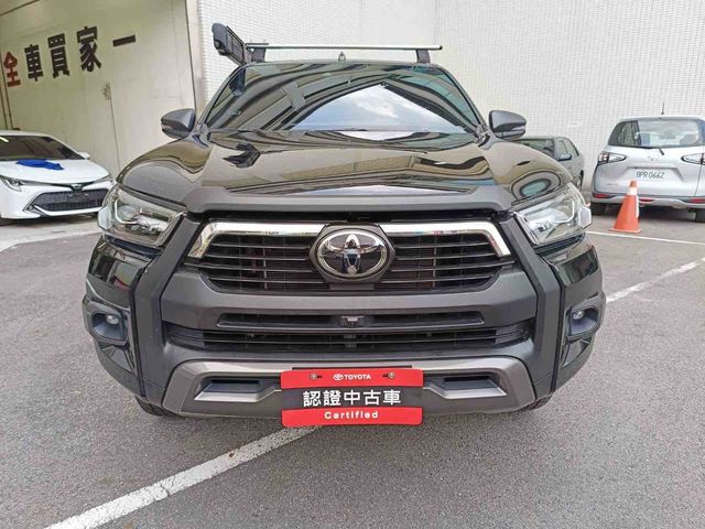 HILUX 2.8  第2張相片