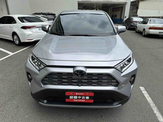 RAV4 2.0  第2張相片