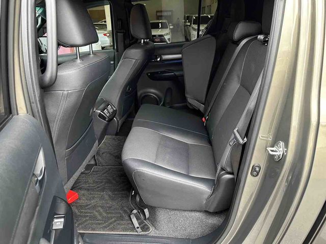 HILUX  第9張相片