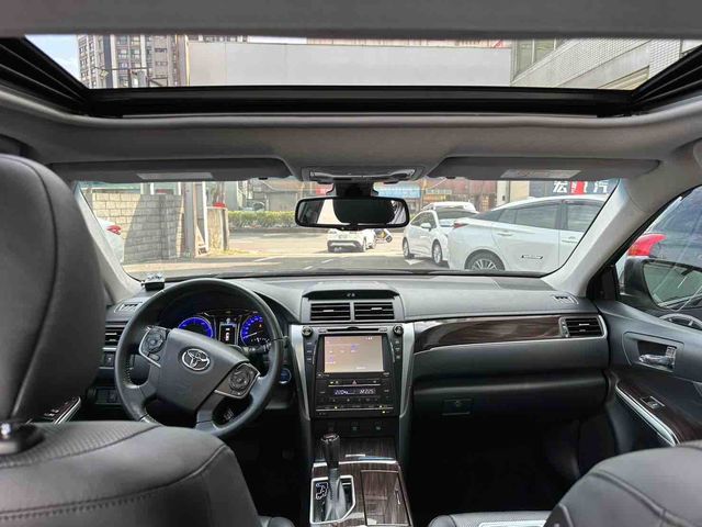CAMRY 2.5 HV  第7張相片