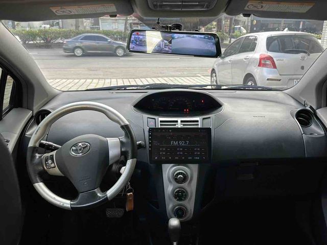 YARIS 1.5  第7張相片