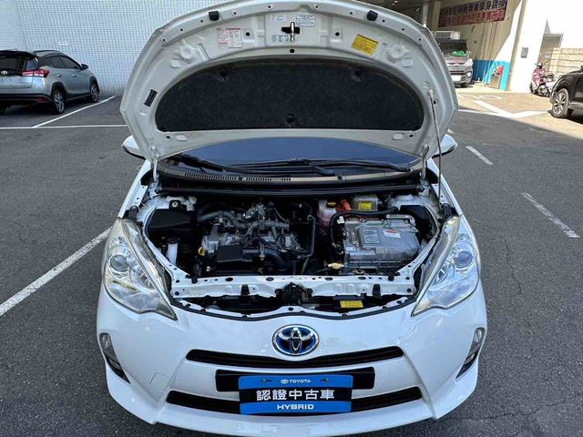 PRIUS C 1.5  第10張相片