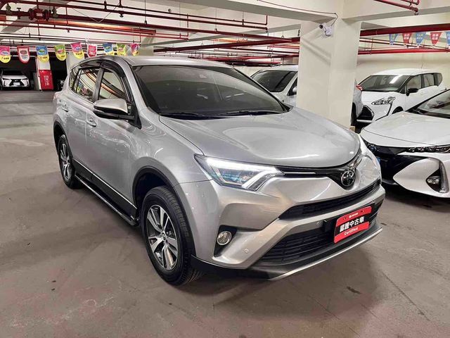 RAV4 2.0  第3張相片