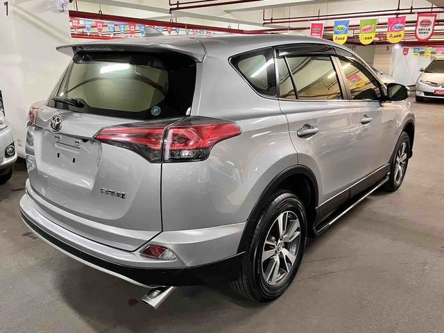 RAV4 2.0  第5張相片