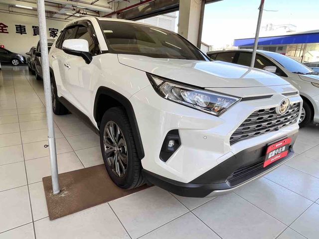 RAV4 2.0  第3張相片