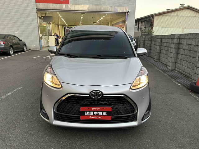 SIENTA 1.8  第2張相片