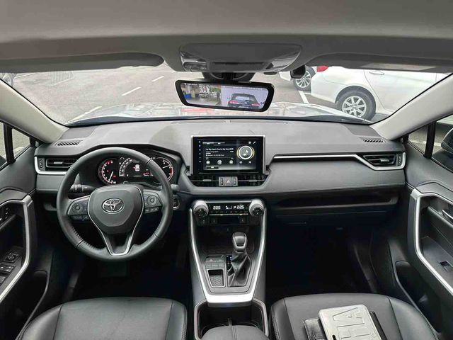RAV4 2.0  第7張相片