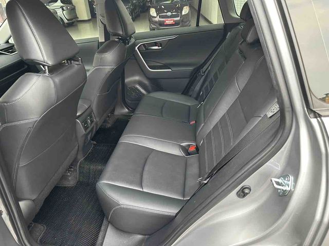 RAV4 2.0  第9張相片
