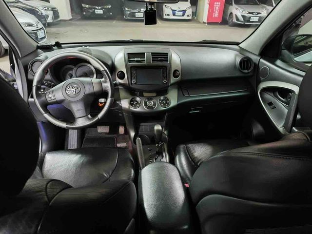 RAV4 2.4 2WD  第7張相片