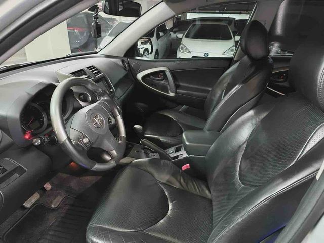 RAV4 2.4 2WD  第8張相片