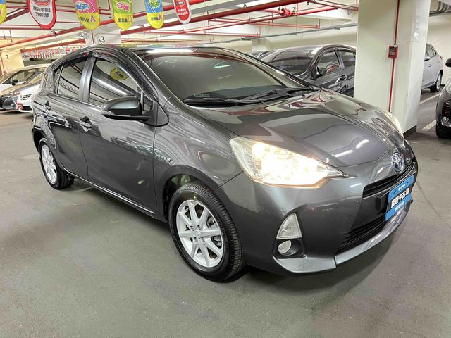 PRIUS C 1.5  第3張相片