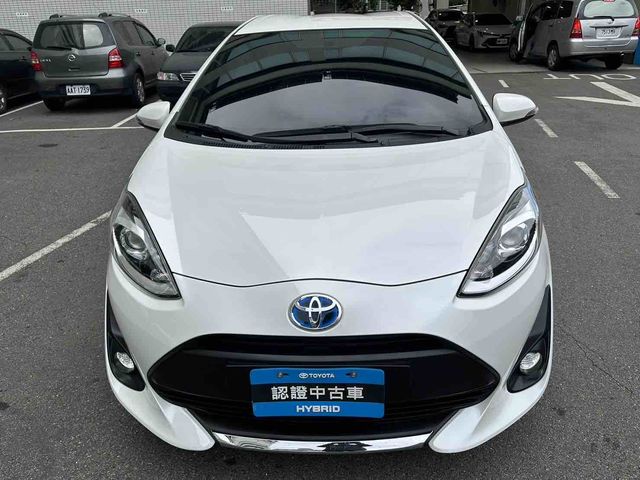 PRIUS C 1.5  第2張相片