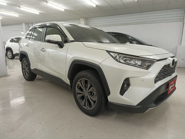 RAV4 2.0  第3張相片