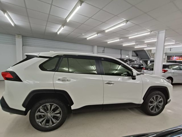 RAV4 2.0  第4張相片