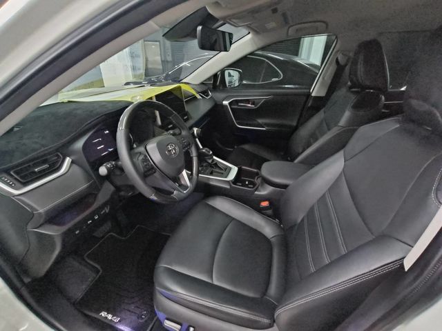 RAV4 2.0  第7張相片