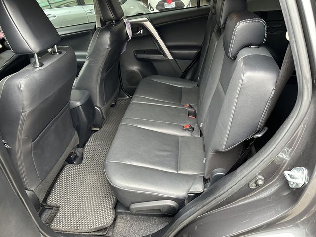 RAV4 2.0  第9張相片