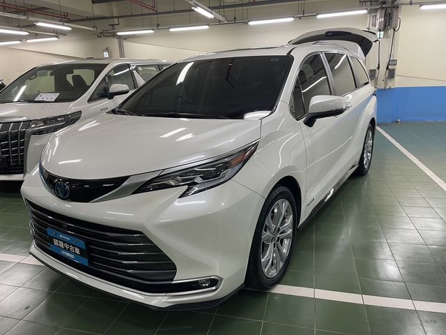 SIENNA 2.5HV  第1張相片