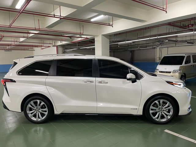 SIENNA 2.5HV  第4張相片