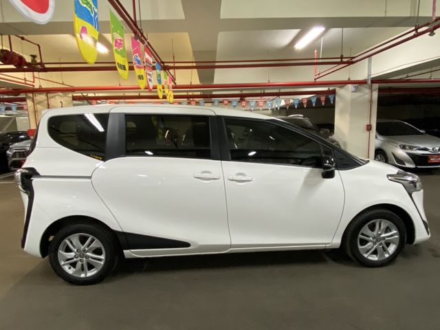 SIENTA 1.8  第4張相片