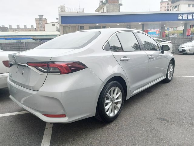 ALTIS 1.8  第5張相片