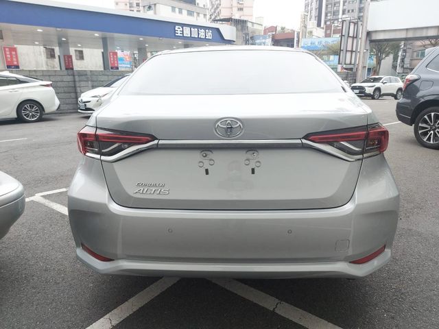 ALTIS 1.8  第6張相片