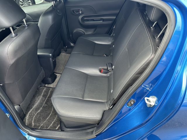 PRIUS C 1.5  第9張相片