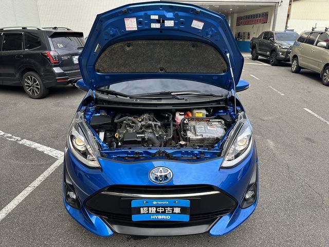 PRIUS C 1.5  第10張相片