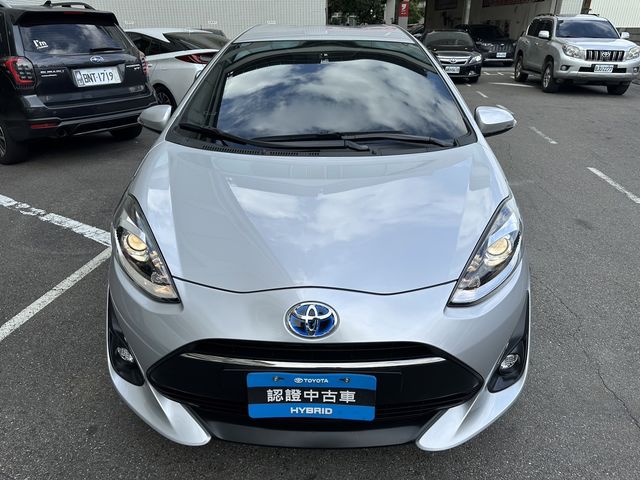PRIUS C 1.5  第2張相片
