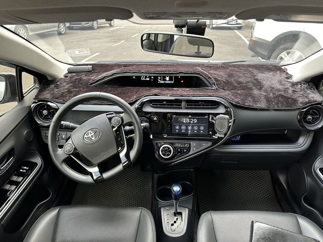 PRIUS C 1.5  第7張相片