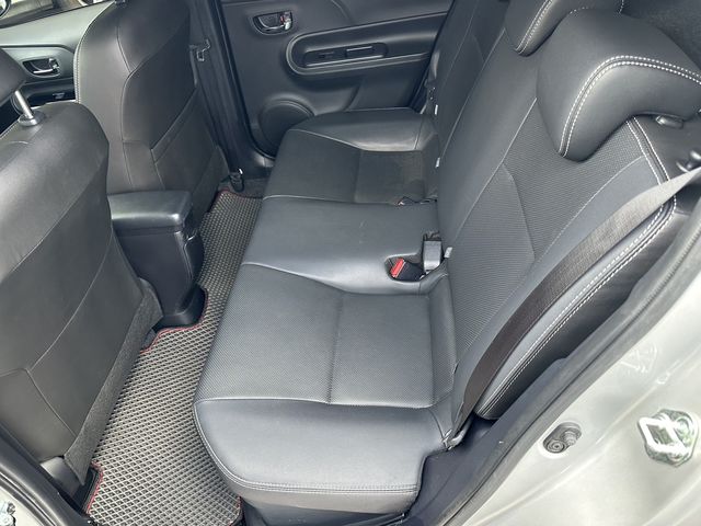 PRIUS C 1.5  第9張相片