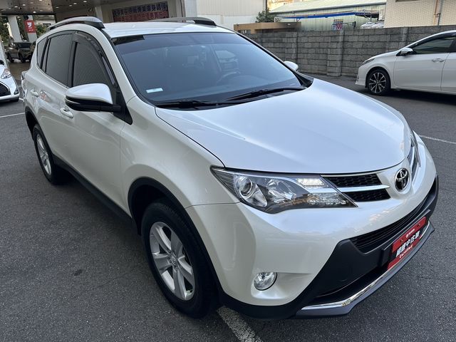 RAV4 2.0  第2張相片