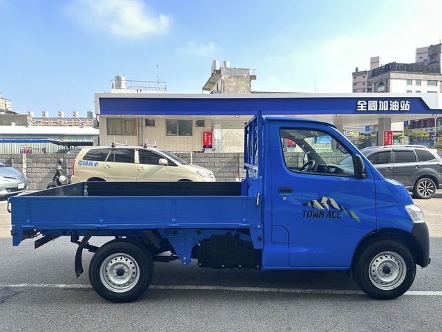 TOWN ACE 1.5  第6張相片