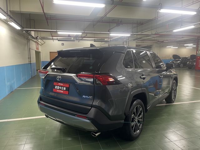 RAV4 2.0  第5張相片