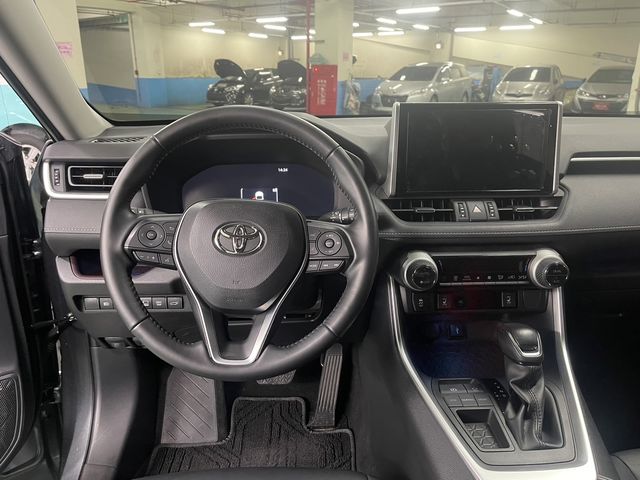 RAV4 2.0  第7張相片