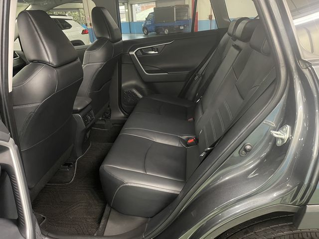RAV4 2.0  第9張相片