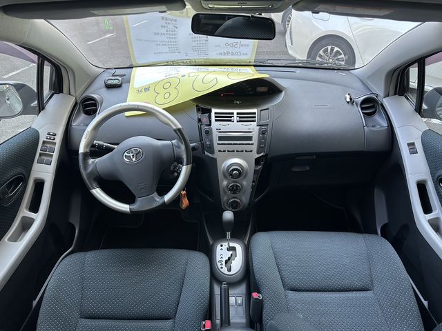 YARIS 1.5  第7張相片