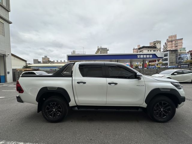 HILUX  第4張相片