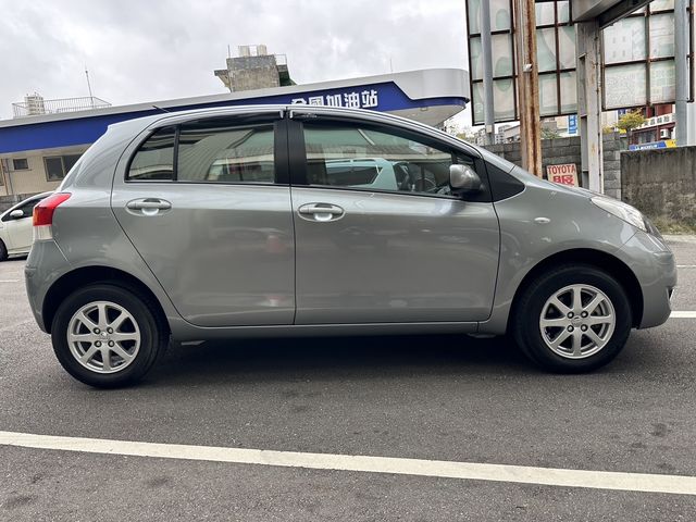 YARIS 1.5  第4張相片