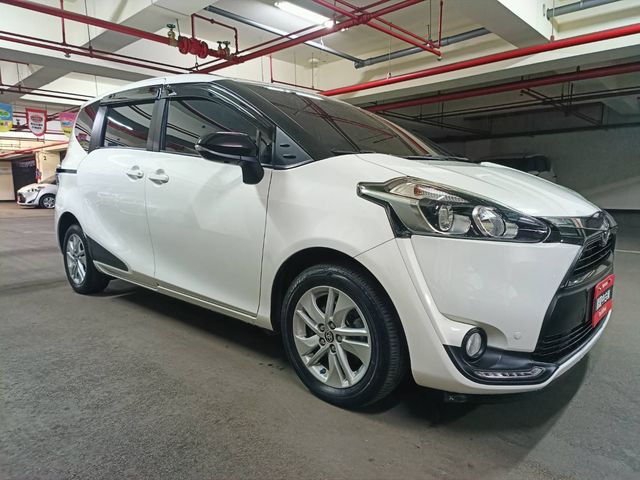 SIENTA 1.8  第3張相片