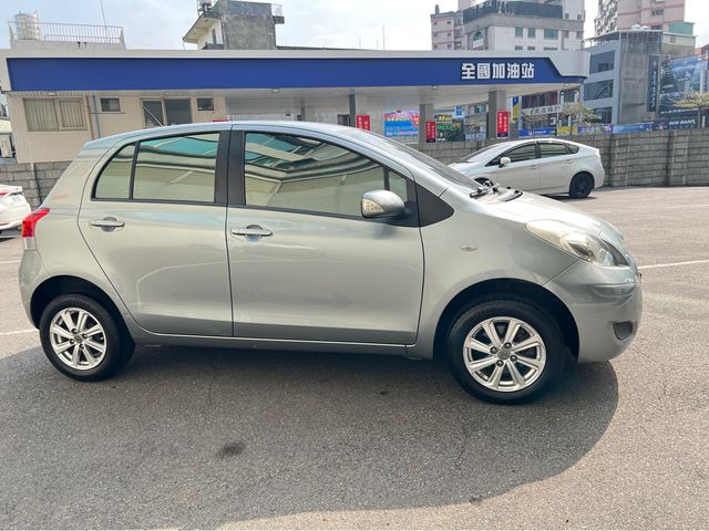 YARIS 1.5  第4張相片
