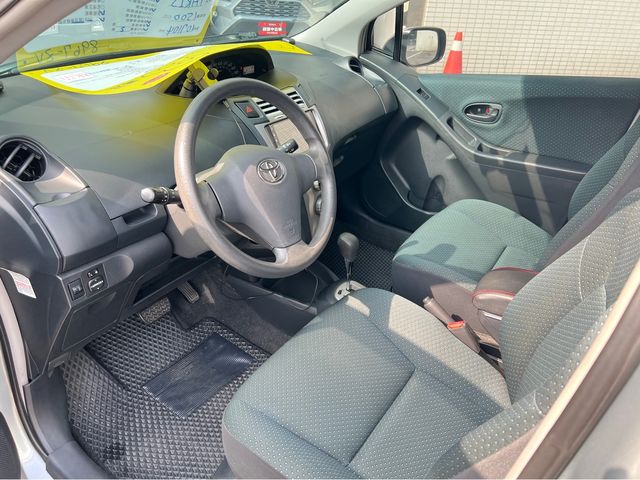 YARIS 1.5  第8張相片