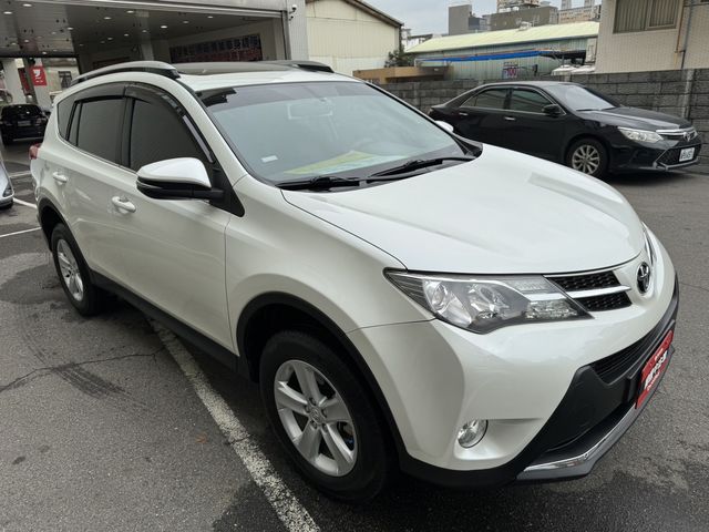 RAV4 2.5  第3張相片