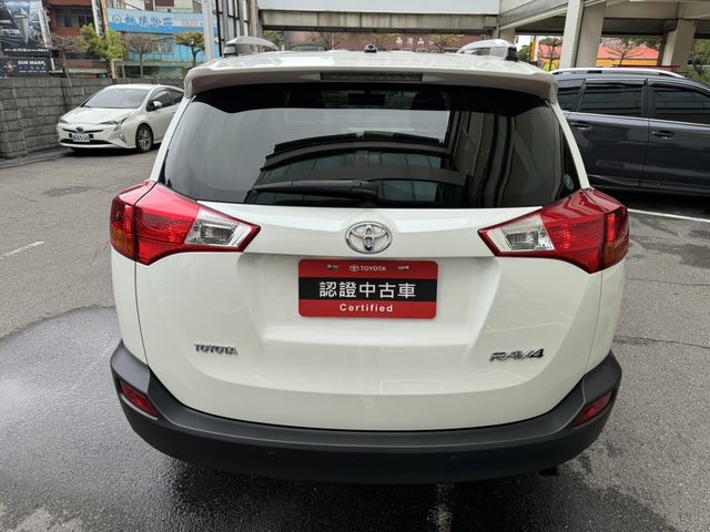 RAV4 2.5  第6張相片