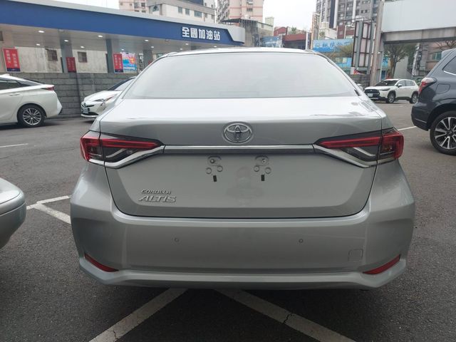 ALTIS 1.8  第6張相片