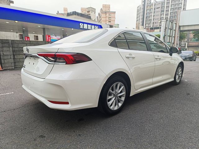 ALTIS 1.8  第5張相片