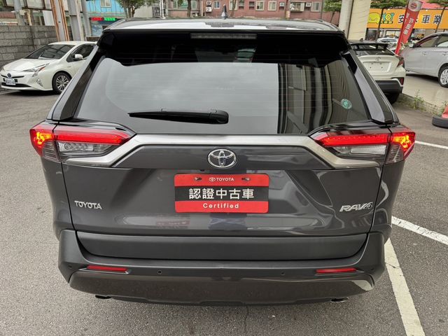 RAV4 2.0  第6張相片