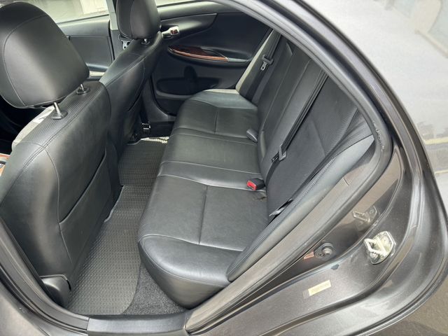 ALTIS 1.8  第9張相片
