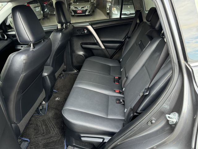 RAV4 2.5 HV  第9張相片