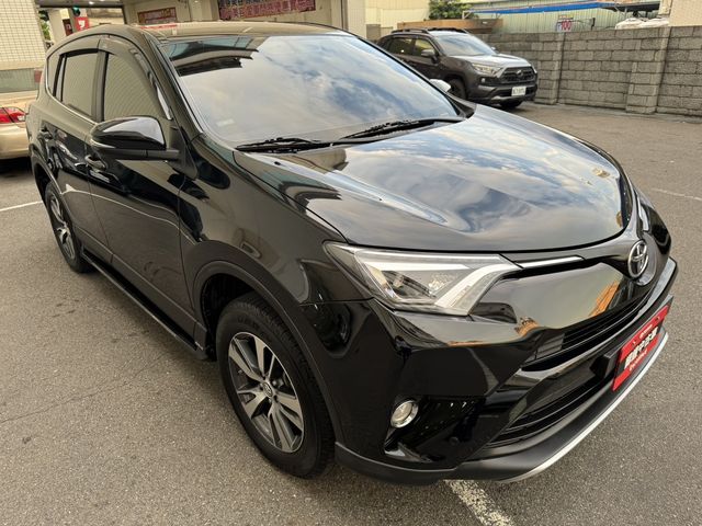 RAV4 2.0  第3張相片